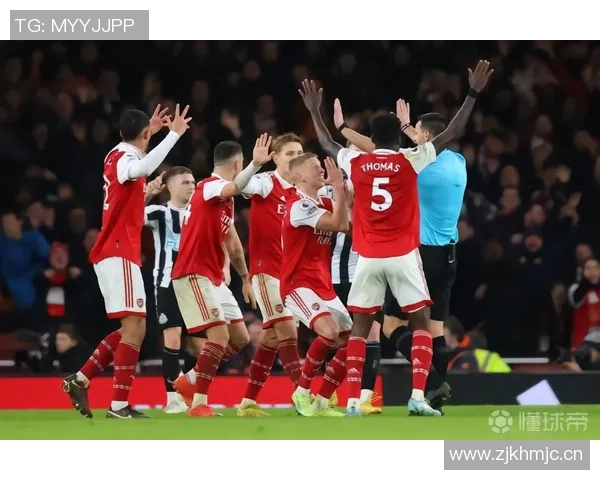 曼联客队票削减1000张阿森纳遭50万镑缓期罚款处罚