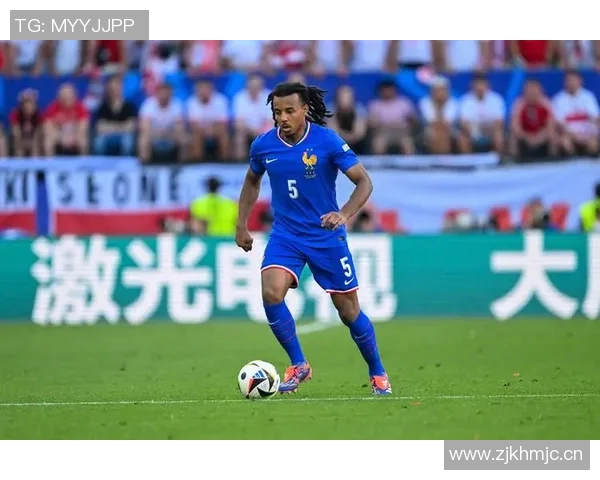 登贝莱荣获家乡城市奖章市长亲自颁发庆祝新科金球奖得主