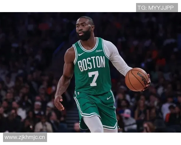 绿军背靠背挑战鹈鹕杰伦布朗状态回暖有望出战