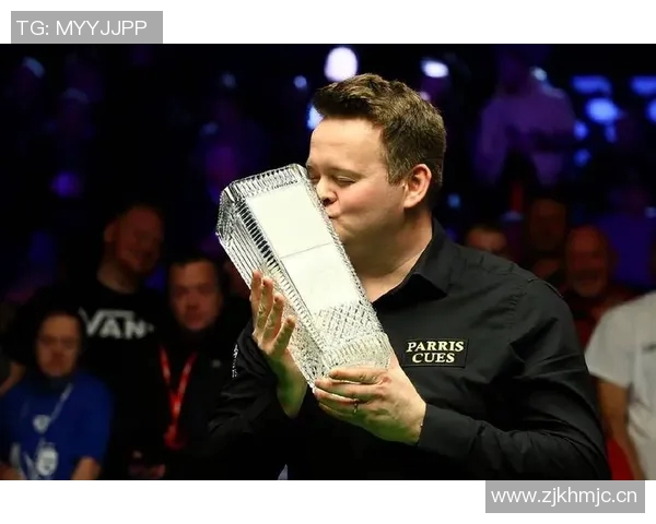 墨菲上半场表现抢眼6投5中贡献13分4篮板3助攻1抢断并罚球4中3